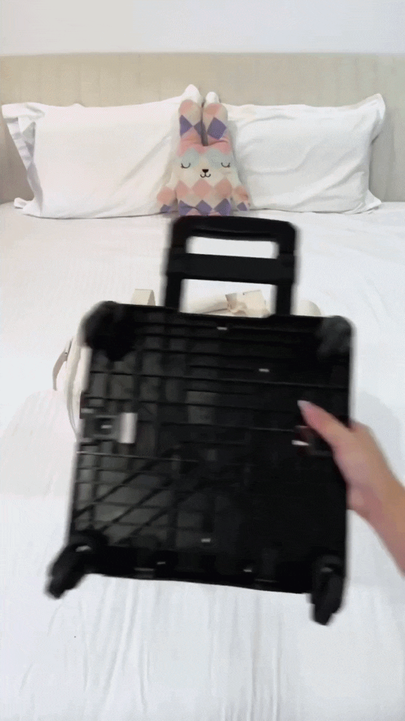 [GIF 2 – Poner y quitar el carrito de 4 ruedas]